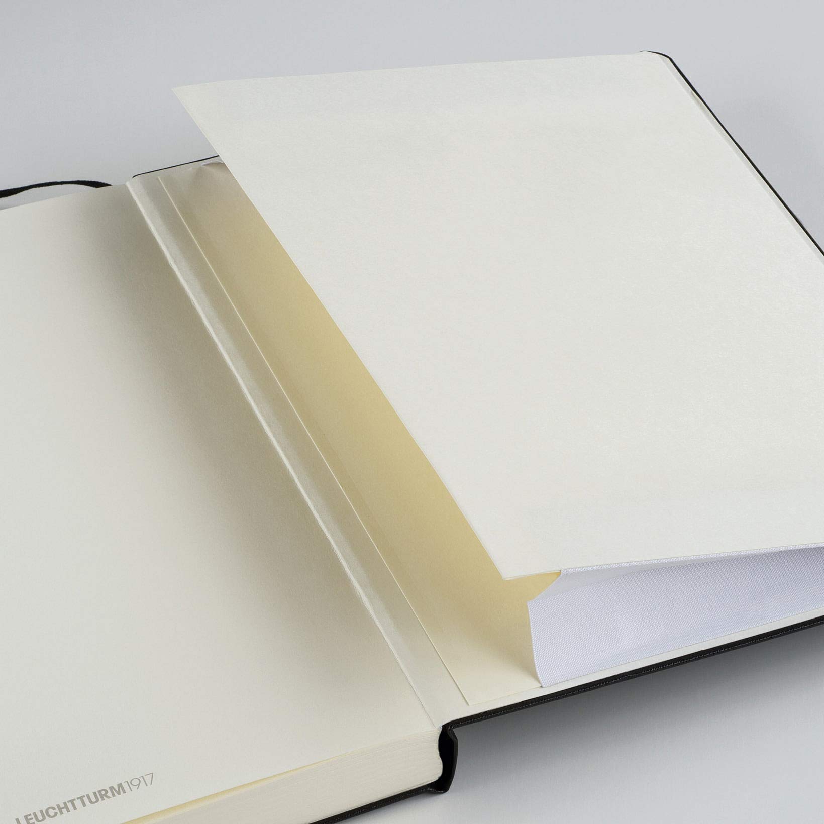 LEUCHTTURM1917 - Notebook Hardcover Master Classic A4+ - 235 Numbered Pages for Writing and Journaling (Navy, Plain) - Image 5